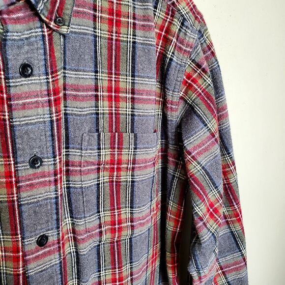 L.L. Bean Scotch Plaid Flannel Shirt Size Medium Traditional Fit Grey Stewart - Picture 5 of 10